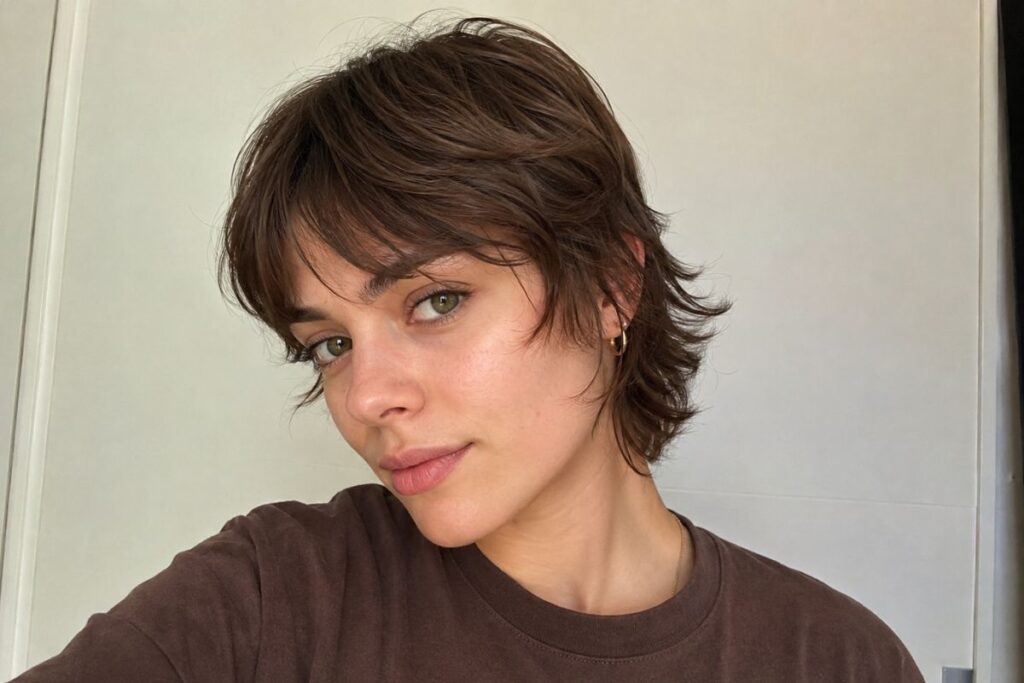 Shaggy bixie haircut for heart face shape